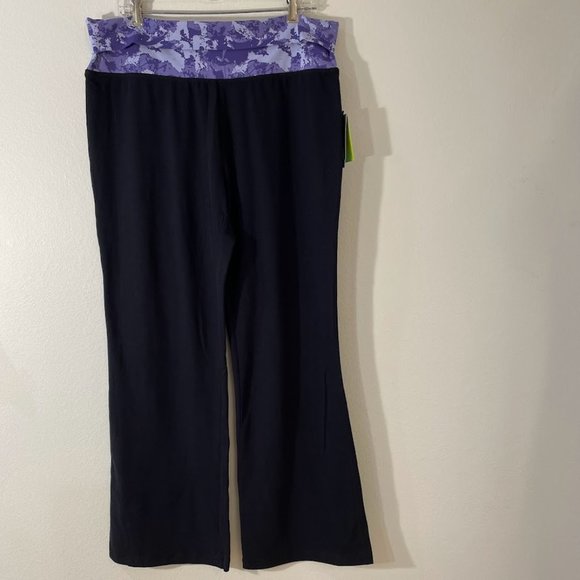 Tek gear fit and flare yoga pants hot sale
